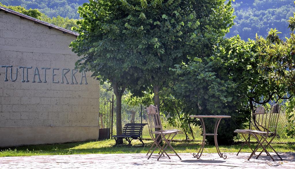 Tuttaterra Guest House Serra San Quirico Eksteriør bilde