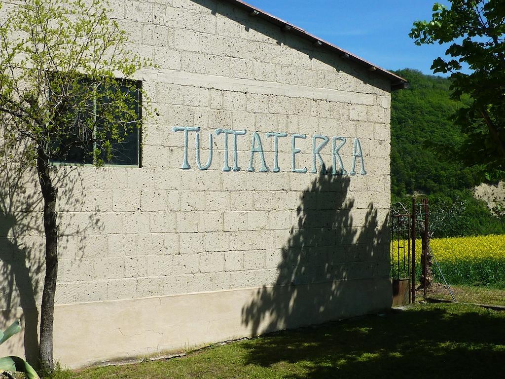 Tuttaterra Guest House Serra San Quirico Eksteriør bilde