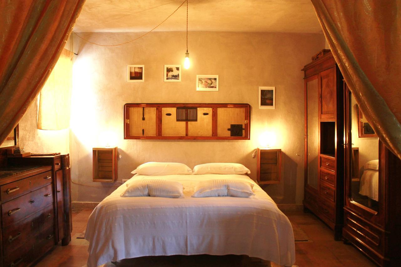 Tuttaterra Guest House Serra San Quirico Eksteriør bilde